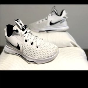 Zoom LeBron James witness 5